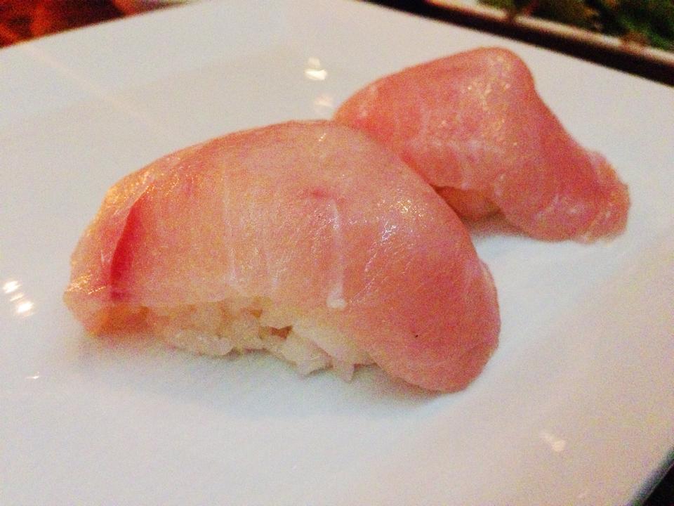 (5) Yellowtail Sushi (2-pc)